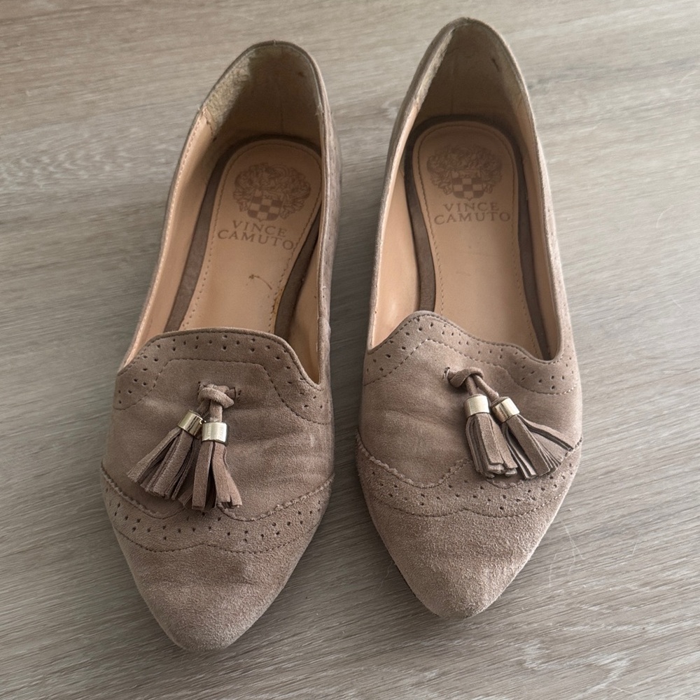 Vince Camuto Women's Beige Tassel Flats